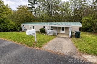 111 Cloverleaf Drive, Clover, SC 29710