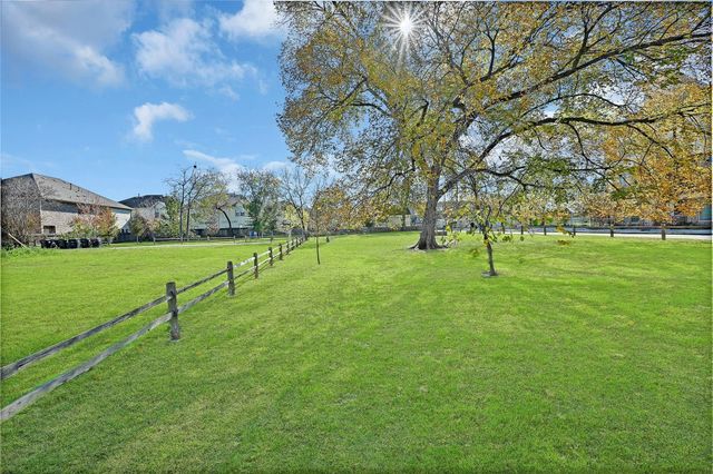 1441 East Street 305, Houston, TX 77007