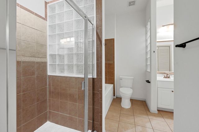 1441 East Street 305, Houston, TX 77007