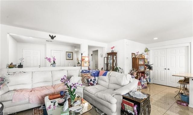 7832 Hamilton Pool Drive, Las Vegas, NV 89113