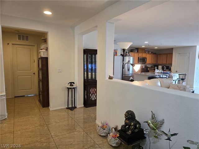 7832 Hamilton Pool Drive, Las Vegas, NV 89113