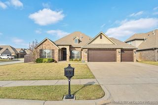 1408 E Canton Street, Broken Arrow, OK 74012