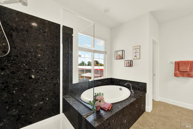 7055 Sitka Ct, Vacaville, CA 95687