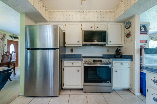 199 CARLISLE AVENUE NW, Port Charlotte, FL 33952