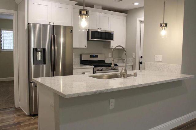55 E White Willow Circle, Spring, TX 77381