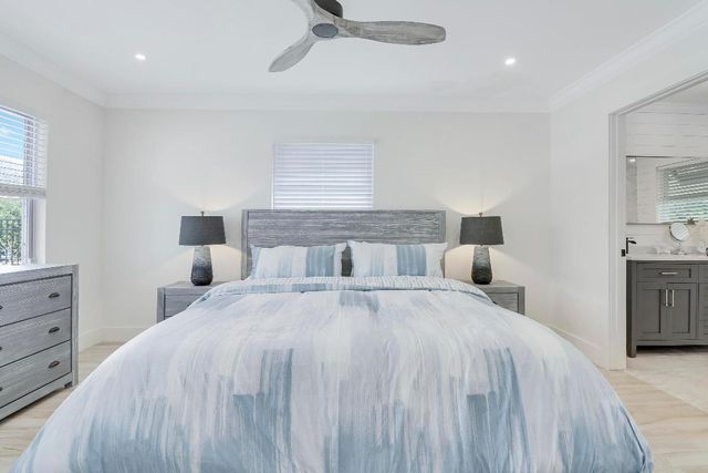 9 W Riverside Drive, Jupiter, FL 33469