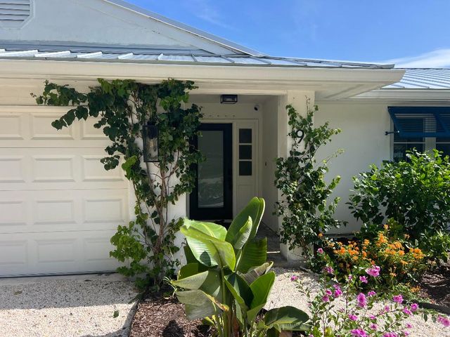 9 W Riverside Drive, Jupiter, FL 33469