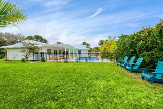 9 W Riverside Drive, Jupiter, FL 33469