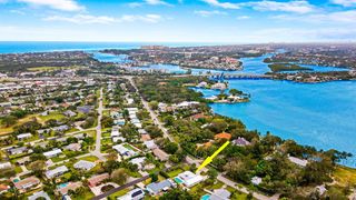 9 W Riverside Drive, Jupiter, FL 33469
