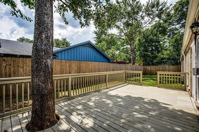 10061 Timberwood Drive, Houston, TX 77080
