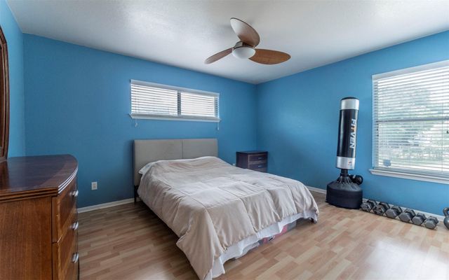 2104 New York Ave, Austin, TX 78702