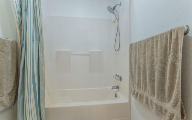 2104 New York Ave, Austin, TX 78702