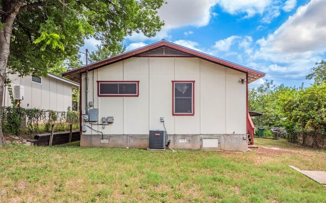 2104 New York Ave, Austin, TX 78702