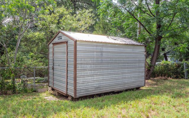 2104 New York Ave, Austin, TX 78702