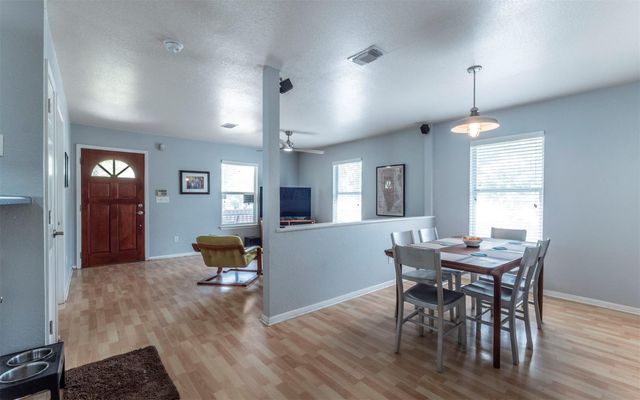 2104 New York Ave, Austin, TX 78702