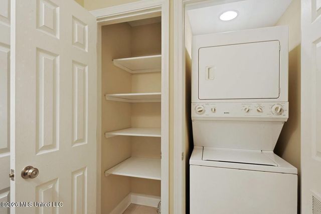 105 Demontluzin Avenue, 2, Bay Saint Louis, MS 39520