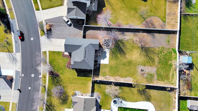 751 E 440 S, Hyrum, UT 84319