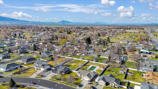 751 E 440 S, Hyrum, UT 84319