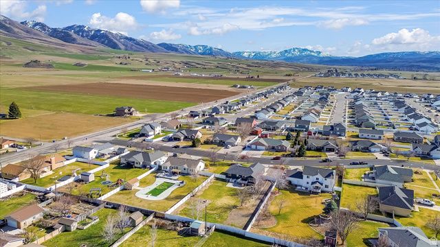 751 E 440 S, Hyrum, UT 84319
