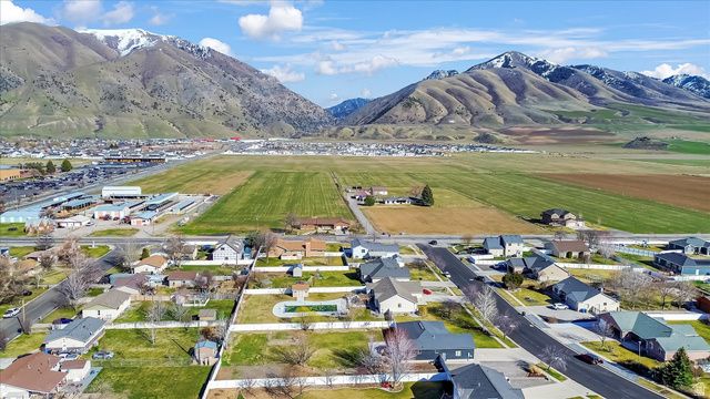 751 E 440 S, Hyrum, UT 84319