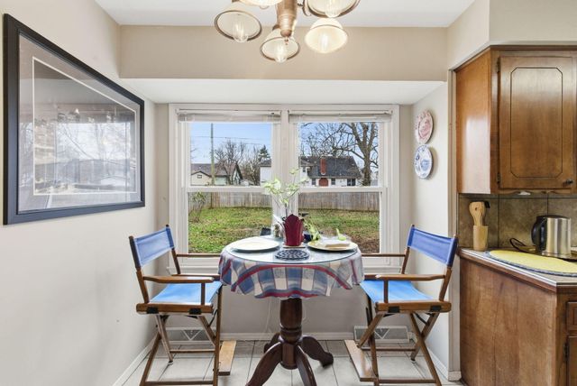 1028 E Greenwood Street, Springfield, MO 65807