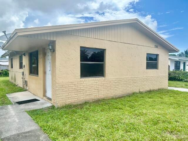 2951 NW 8th Street, Pompano Beach, FL 33069