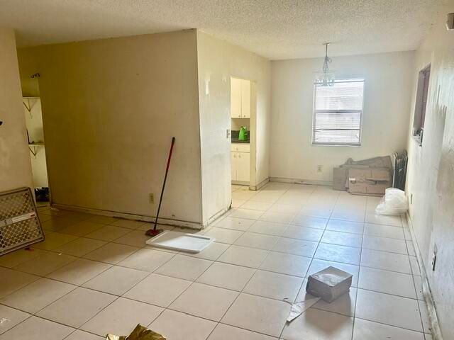 2951 NW 8th Street, Pompano Beach, FL 33069