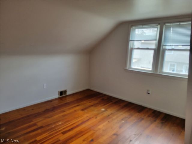 4127 Lowden Road, South Euclid, OH 44121