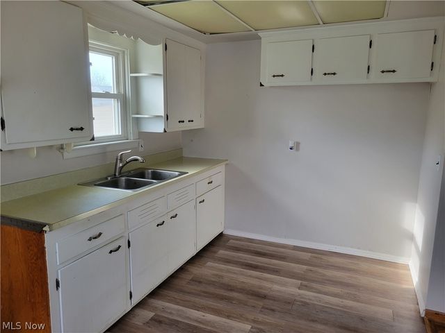 4127 Lowden Road, South Euclid, OH 44121
