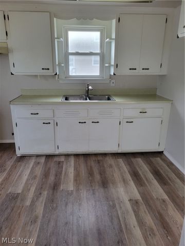 4127 Lowden Road, South Euclid, OH 44121