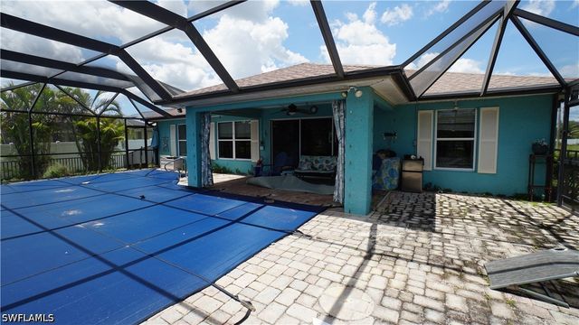 900 NW Embers TER, Cape Coral, FL 33993