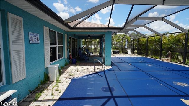 900 NW Embers TER, Cape Coral, FL 33993