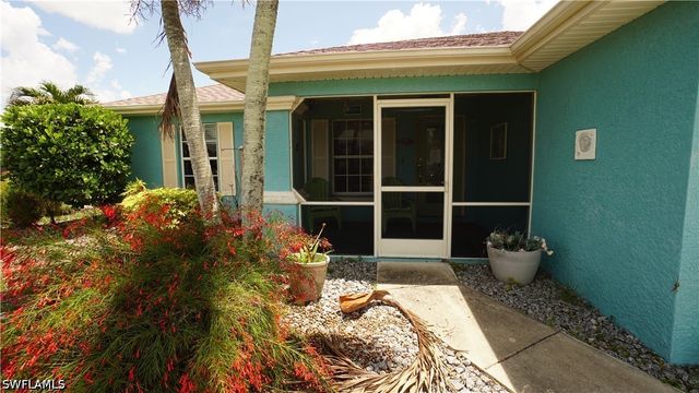 900 NW Embers TER, Cape Coral, FL 33993