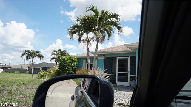 900 NW Embers TER, Cape Coral, FL 33993