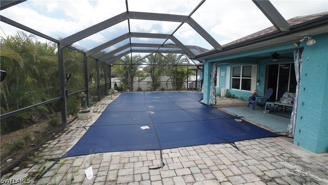 900 NW Embers TER, Cape Coral, FL 33993