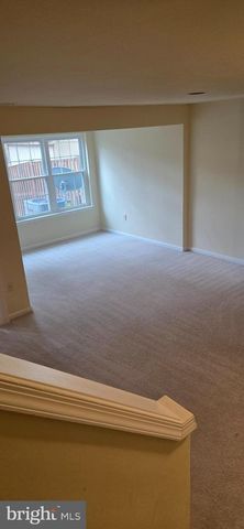 3083 ANTRIM CIR, Dumfries, VA 22026