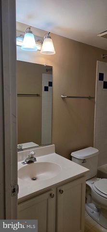 3083 ANTRIM CIR, Dumfries, VA 22026