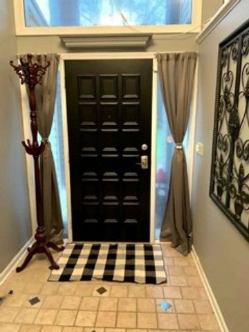 555 Briarwood Court, Troy, OH 45373