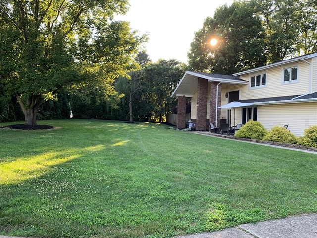 555 Briarwood Court, Troy, OH 45373