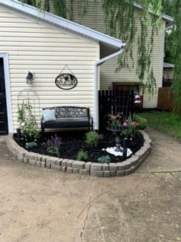 555 Briarwood Court, Troy, OH 45373