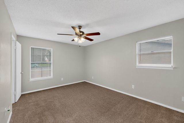 6608 Gary Lane, Fort Worth, TX 76112
