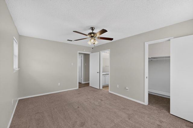 6608 Gary Lane, Fort Worth, TX 76112