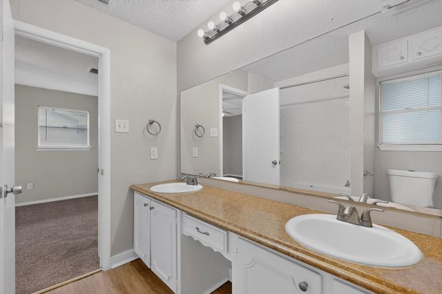 6608 Gary Lane, Fort Worth, TX 76112