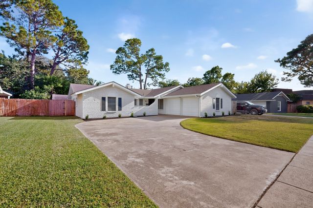 6608 Gary Lane, Fort Worth, TX 76112