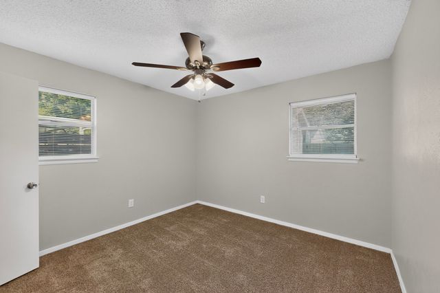 6608 Gary Lane, Fort Worth, TX 76112