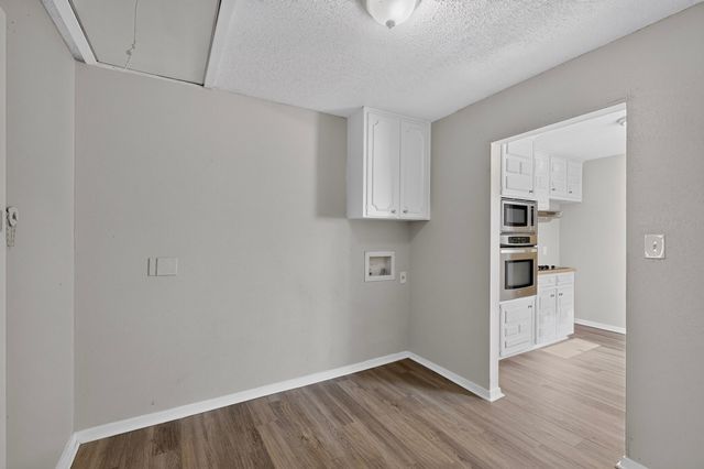 6608 Gary Lane, Fort Worth, TX 76112
