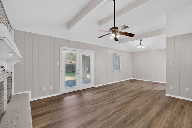 6608 Gary Lane, Fort Worth, TX 76112