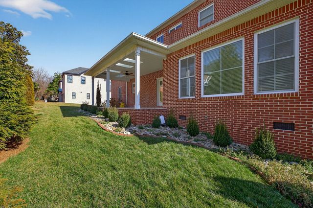 1312 Bridle Path, Cookeville, TN 38501