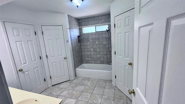 3130 Beaver Glen Drive, Kingwood, TX 77339