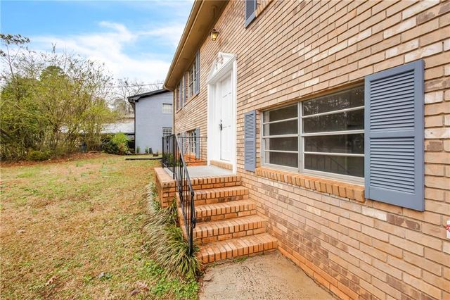 331 Smyrna Powder Springs Road SE, Smyrna, GA 30082